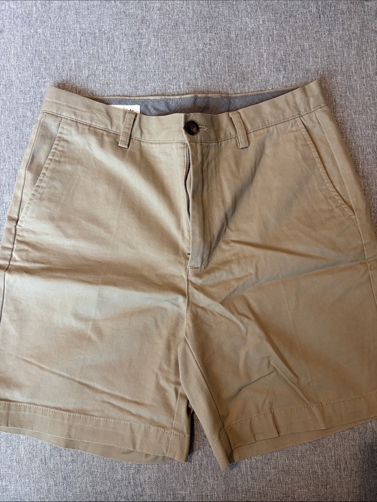 Amazon Essentials Other - Amazon Essentials Men’s Flat-Front Shorts in Khaki